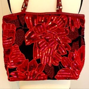 Christiana Red Beaded Purse 🌹